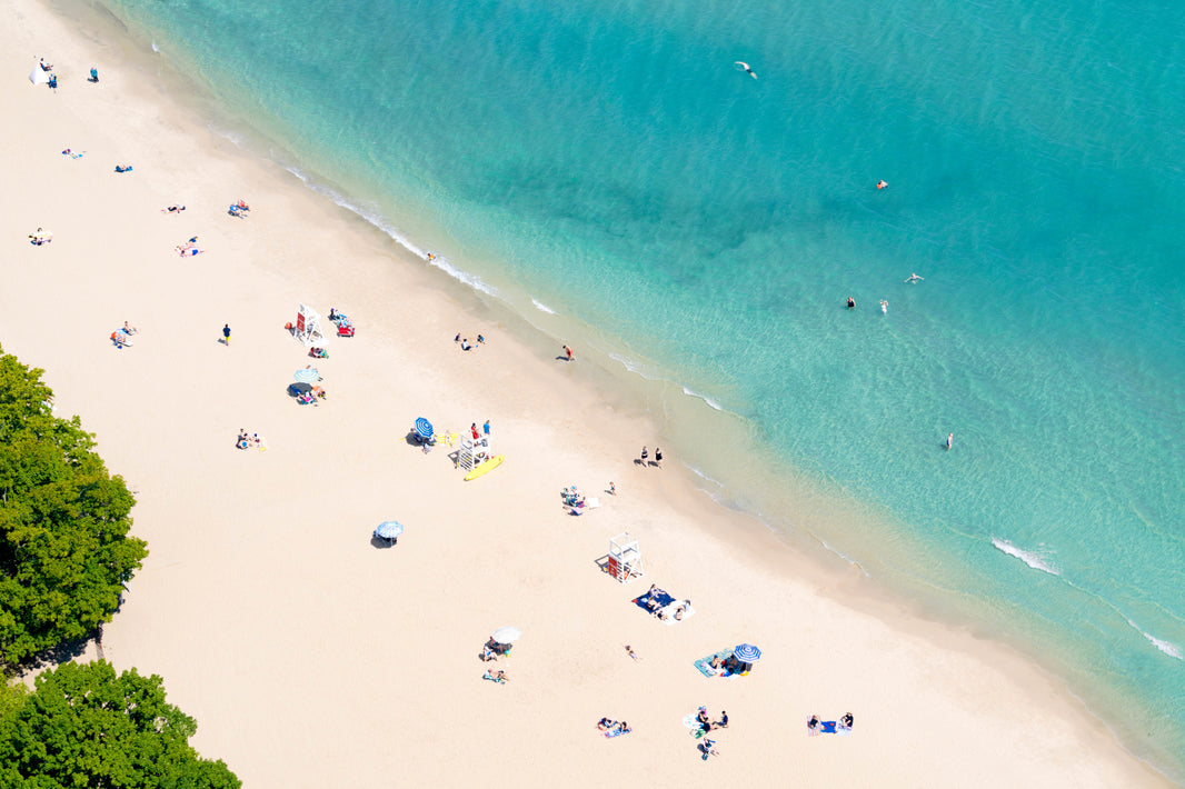 Photography by Gray Malin of Evanston Beach Day