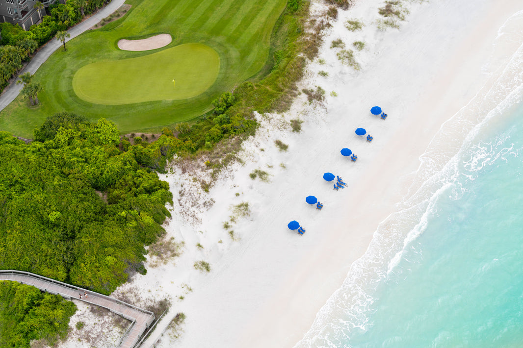 Photography by Gray Malin of Hole 16, Turtle Point Golf Course, Kiawah Island