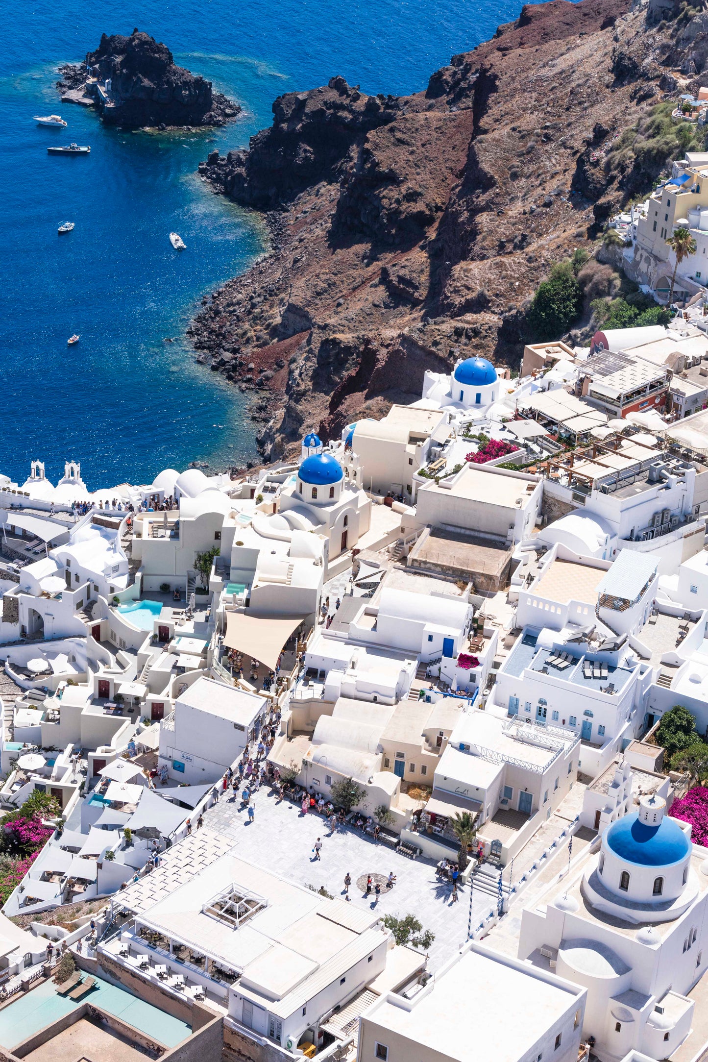 Oia Promenade, Santorini