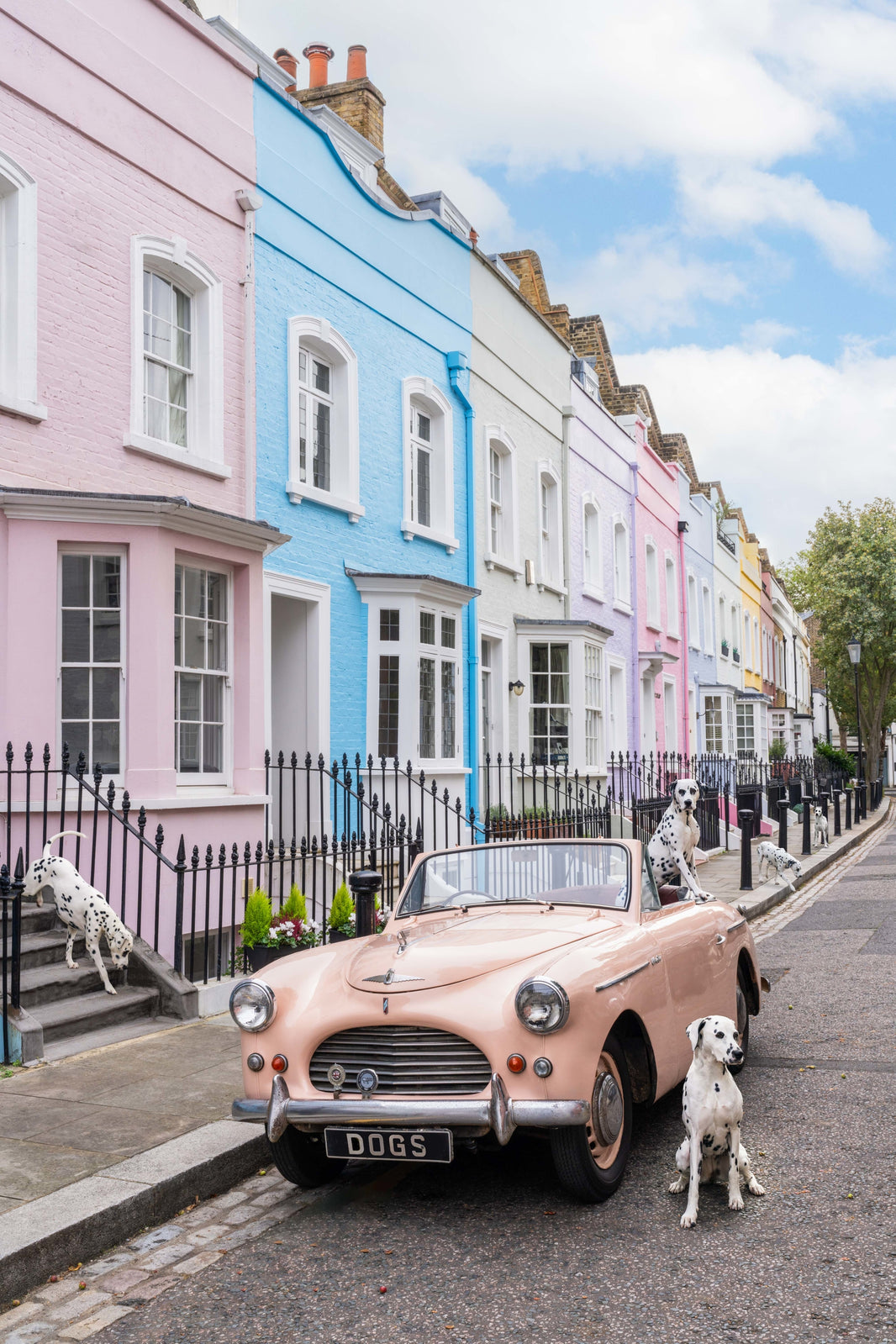 Photography by Gray Malin of Spotted on the Street, London