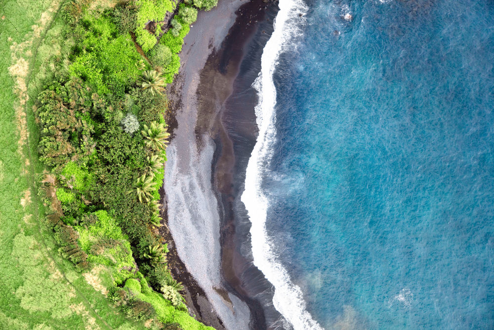 Photography by Gray Malin of Black Sand Beach II, Maui
