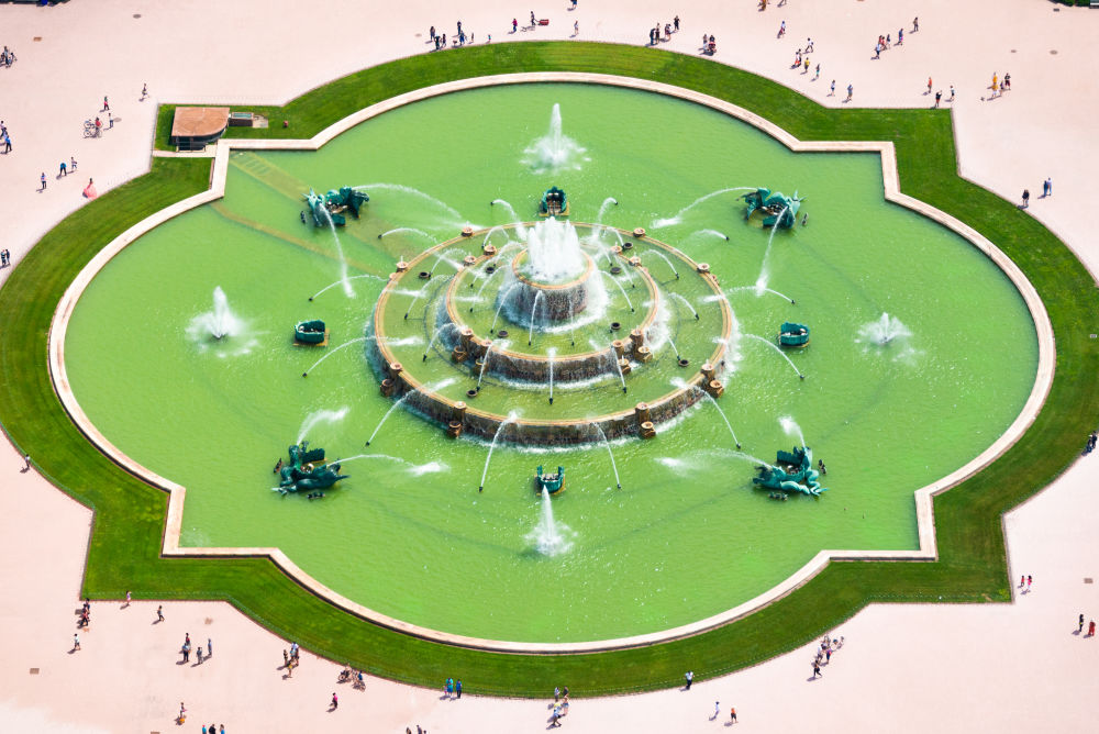 Photography by Gray Malin of Buckingham Fountain, Chicago