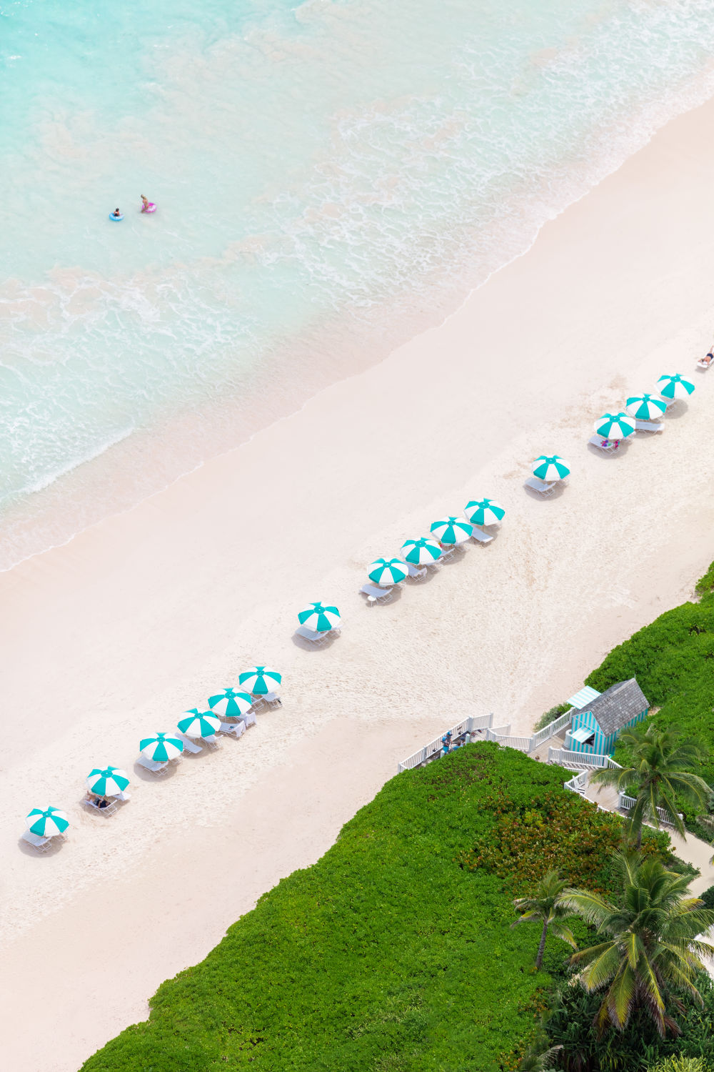 Photography by Gray Malin of Dunmore Umbrellas Vertical, Harbour Island