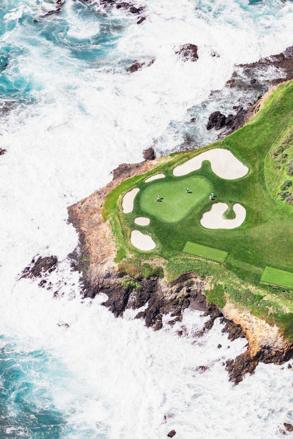 Hole 7 Vertical, Pebble Beach Golf Links – Gray Malin