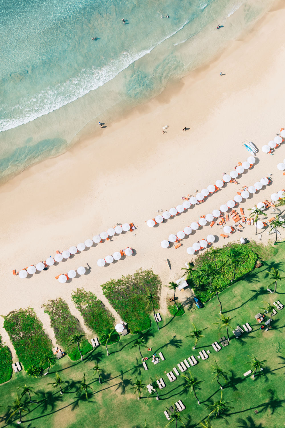 Photography by Gray Malin of Mauna Kea Beach, Vertical