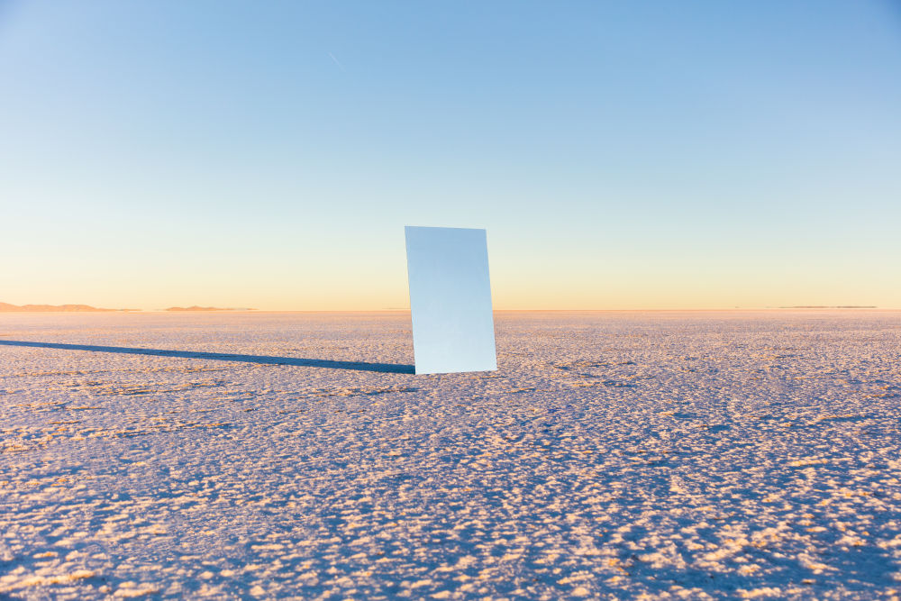 Photography by Gray Malin of Mirror II