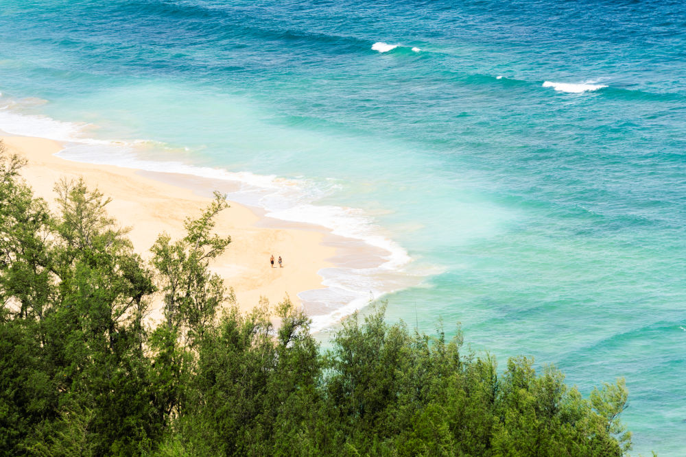 Photography by Gray Malin of Spreckelsville Beach Stroll, Maui