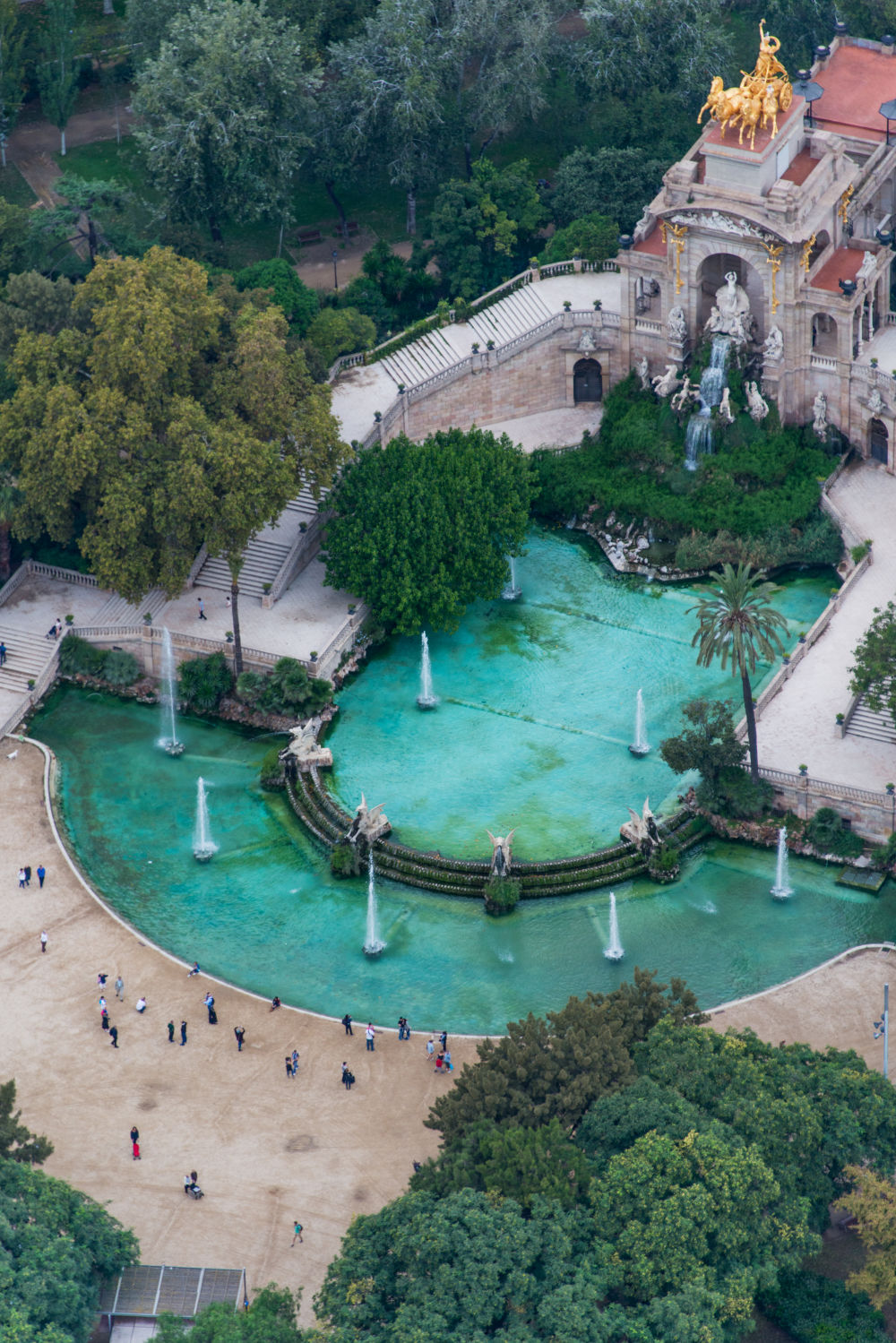 Photography by Gray Malin of Cascada Fountain