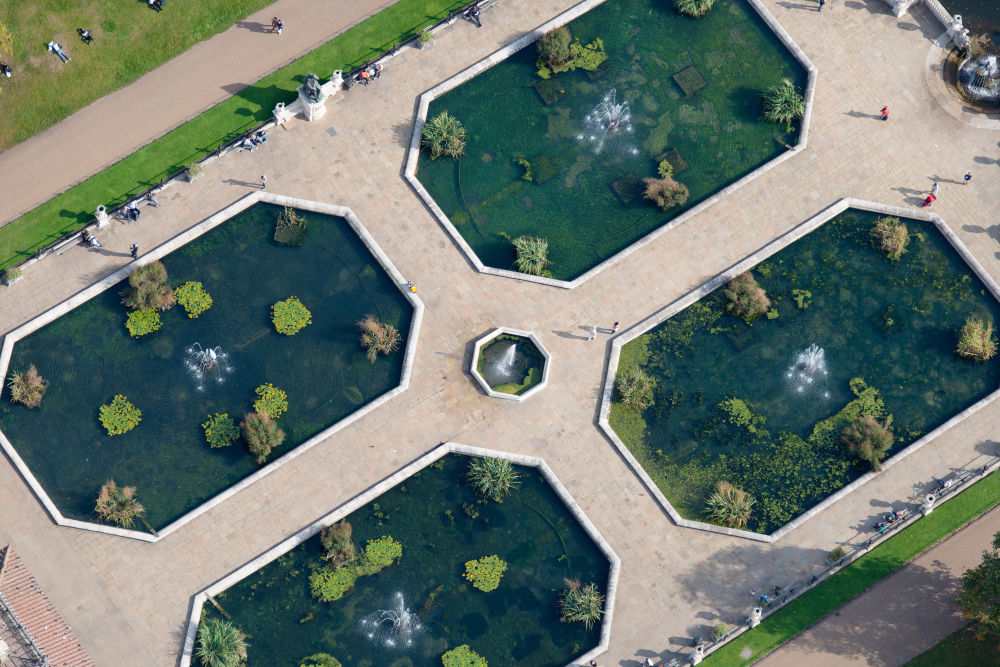 Photography by Gray Malin of Italian Gardens, Hyde Park