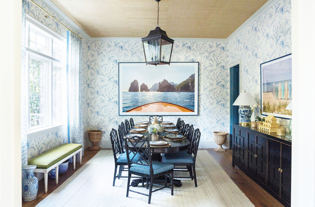 Using Large Dining Room Wall Art to Make an Impression