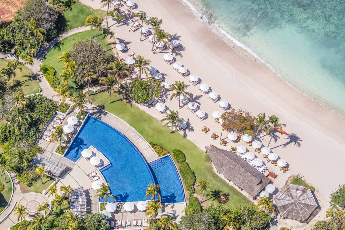 Beach Club, The St. Regis Punta Mita Resort