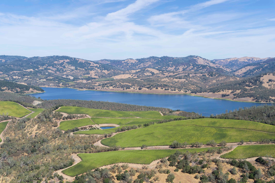 Photography by Gray Malin of Lake Hennessey, Napa Valley
