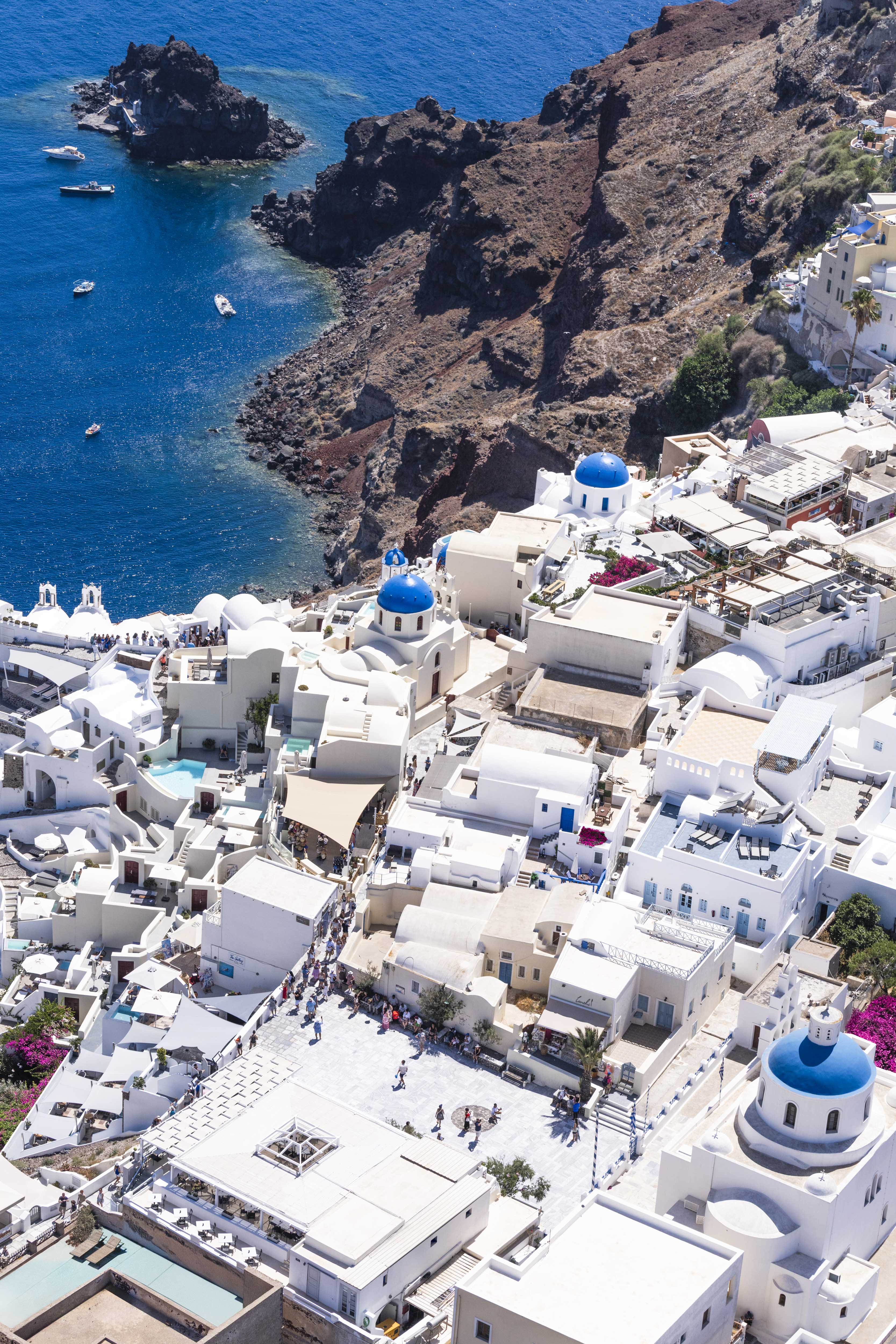 Oia Promenade, Santorini