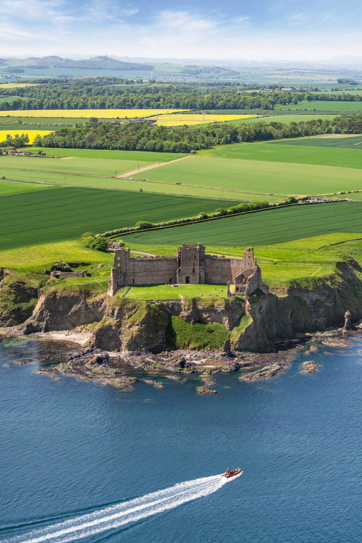Tantallon Castle Vertical, North Berwick, Scotland
