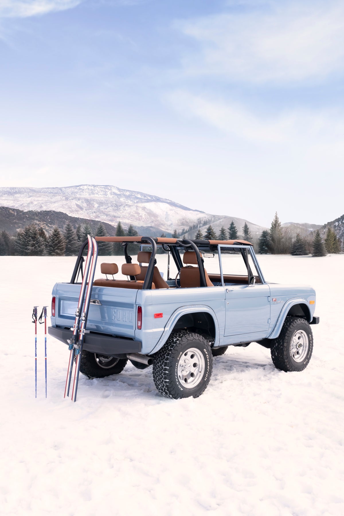 Vintage Ski Bronco Vertical, Aspen
