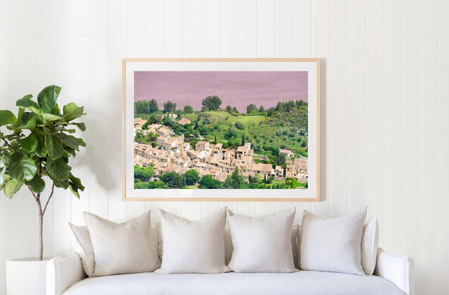 Hillside Village Vista, Provence