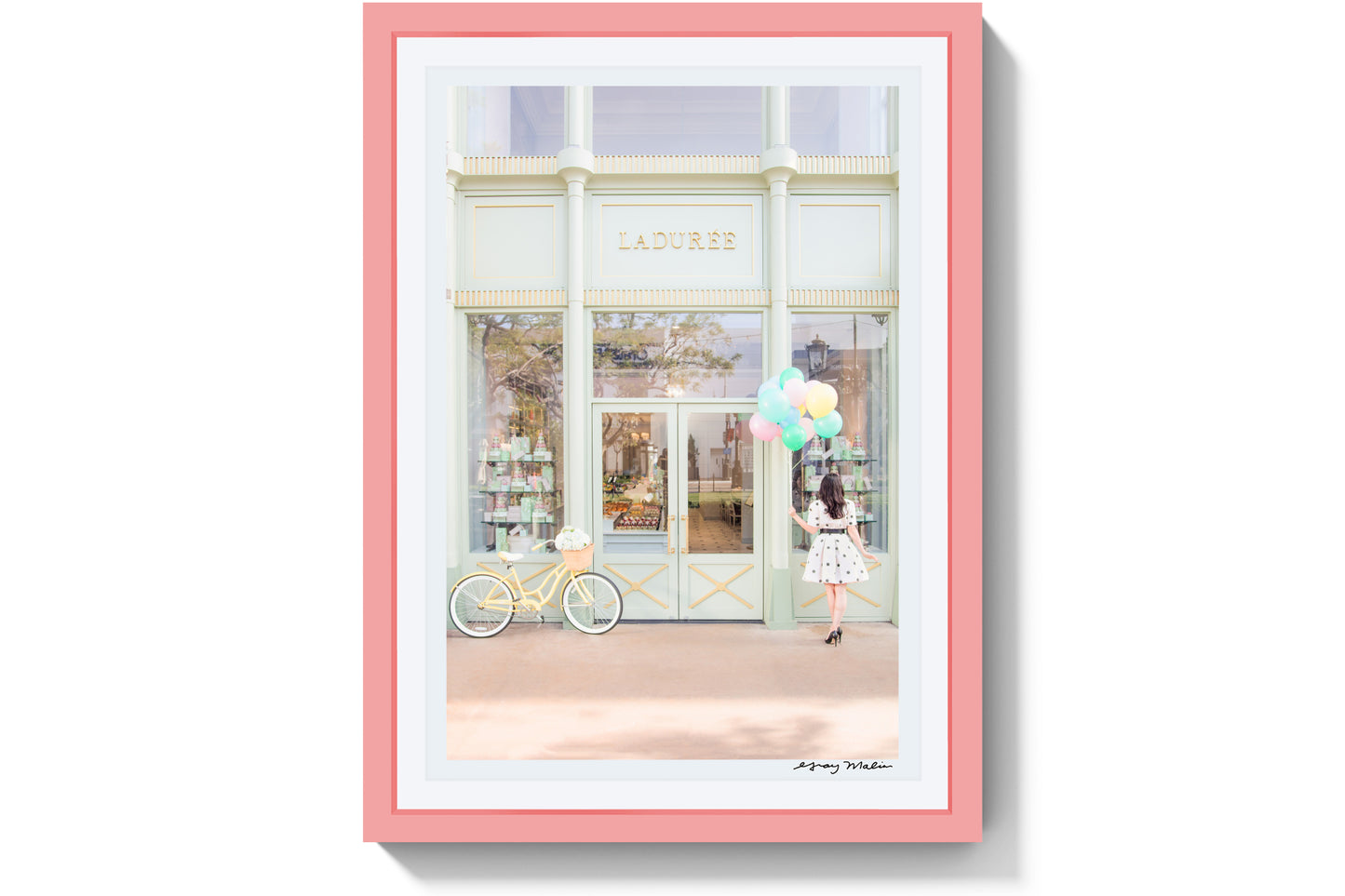 Mademoiselle Ladurée, Pink Frame