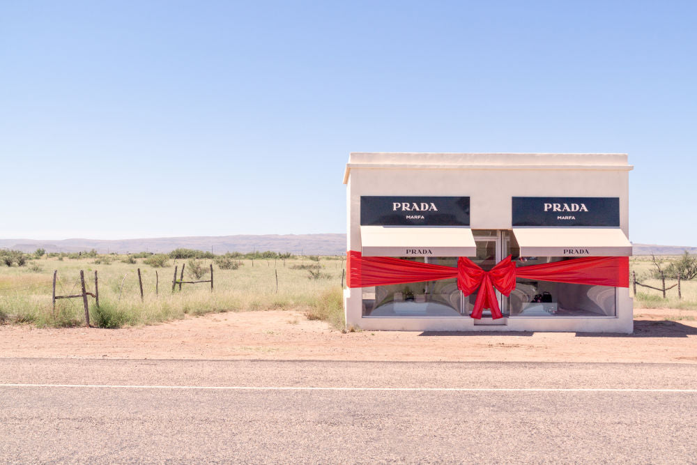 Red Bow, Prada Marfa