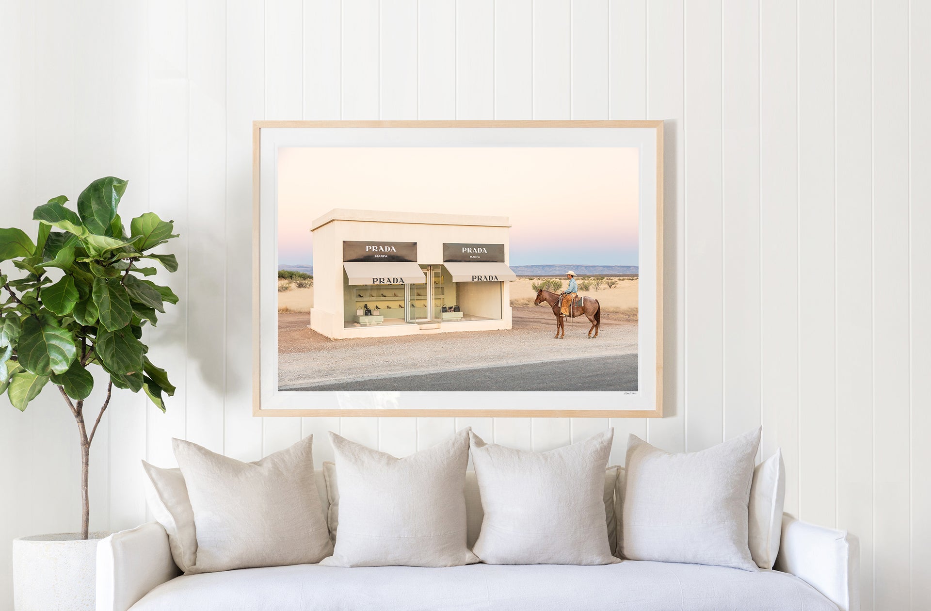 The Onlooker, Prada Marfa